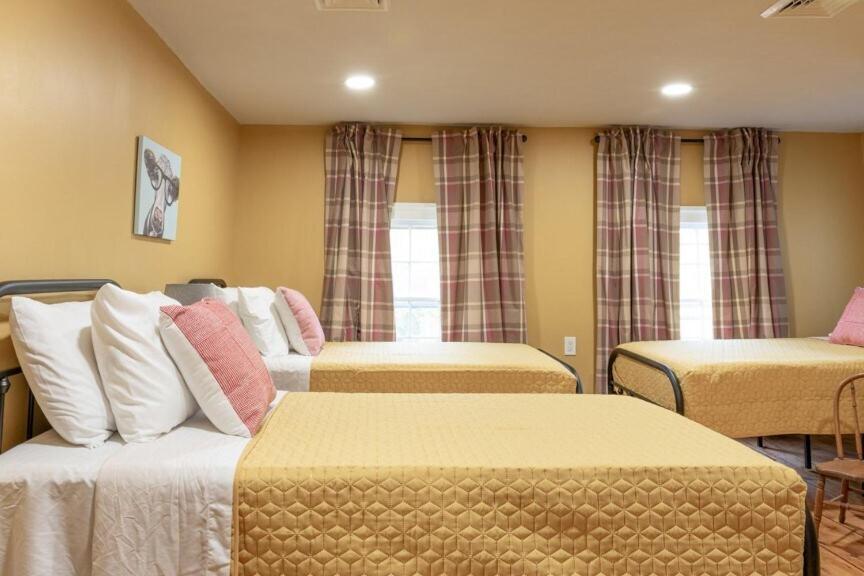 Heritage Trail Farmhouse New Hampton ภายนอก รูปภาพ